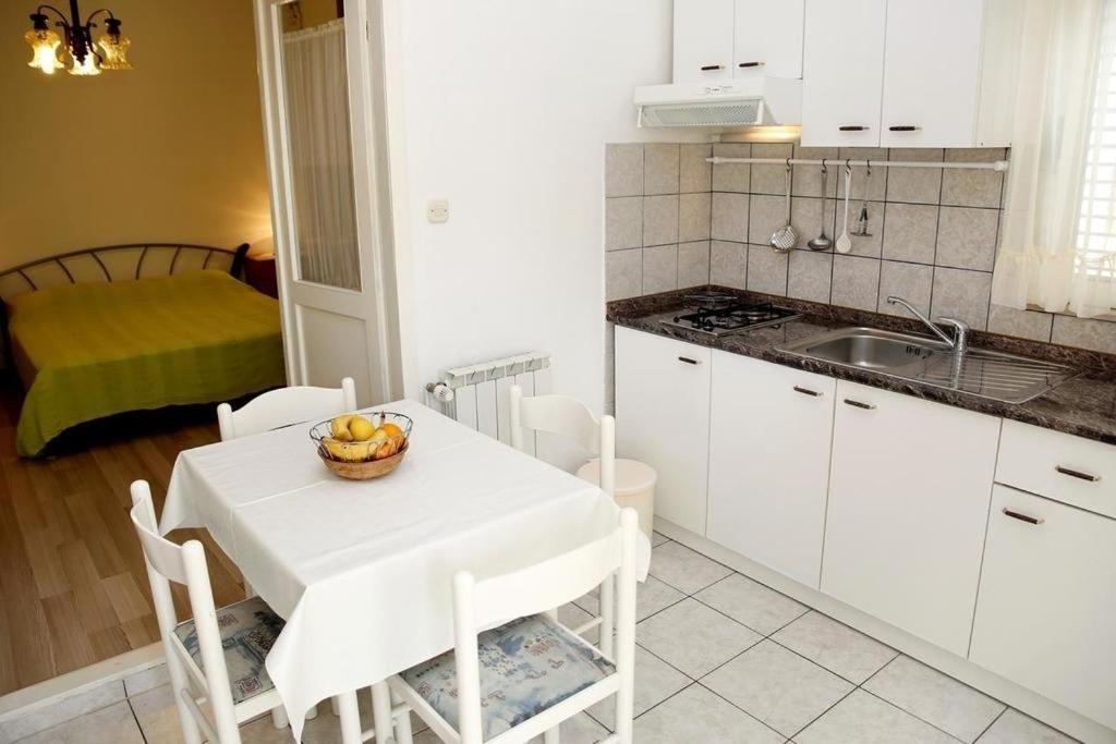 Apartment Plava Plaza Vodice Exterior photo